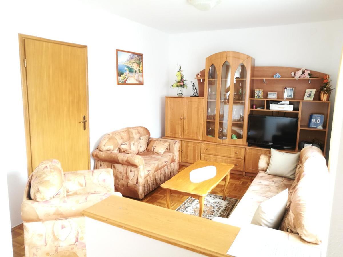 Jure Apartment Smoljanac