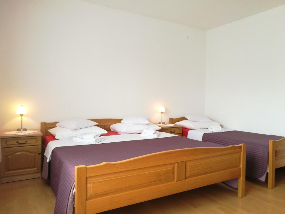 Jure Apartment